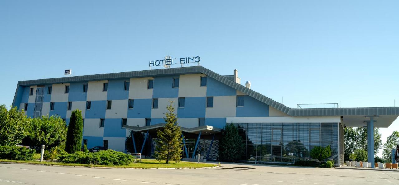 Hotel Ring Orechová Potôň Buitenkant foto